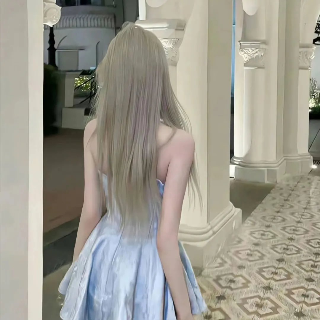 明天，我会成为谁的女友