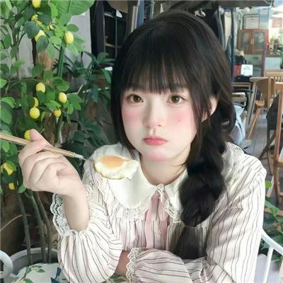 黑夜里的眼睛